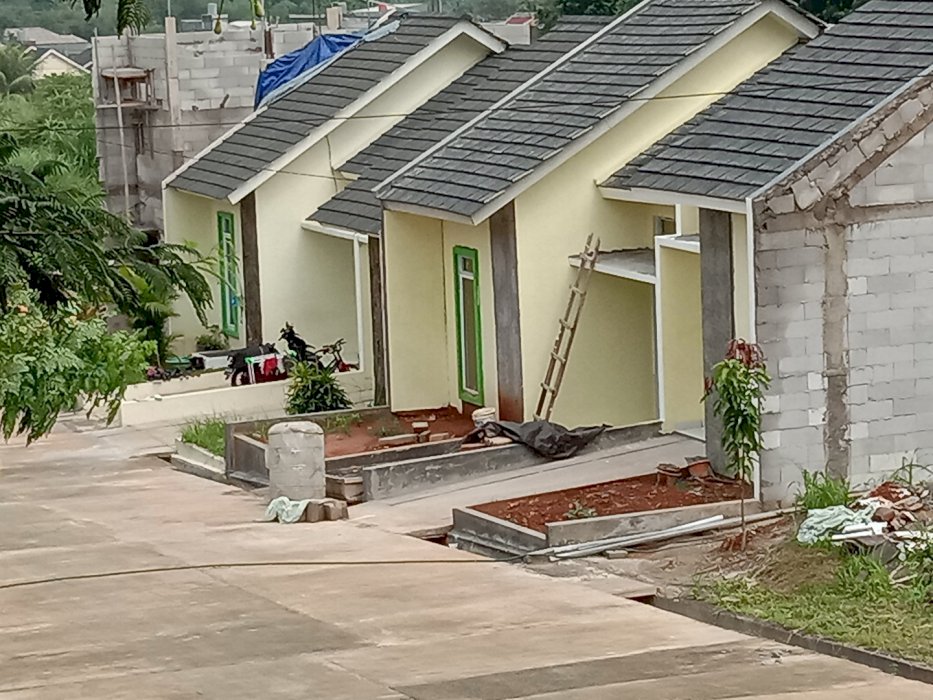 Rumah Minimalis Dekat Kota Wisata Cibubur