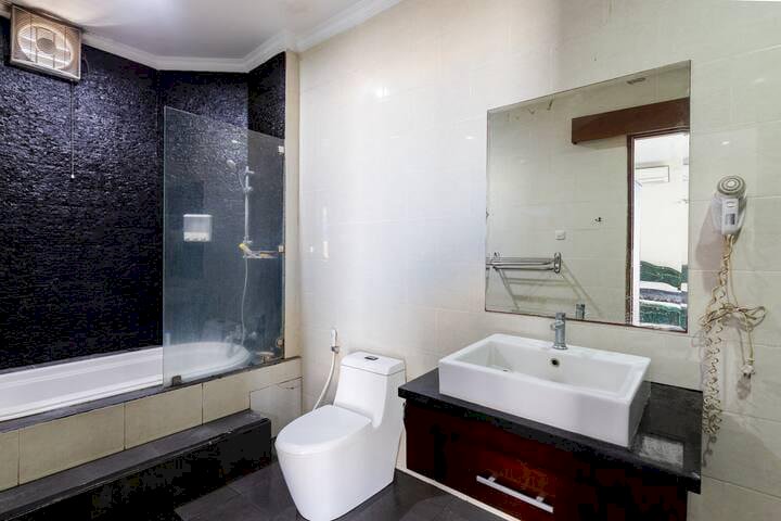 DI JUAL VILLA DI PEDUNGAN