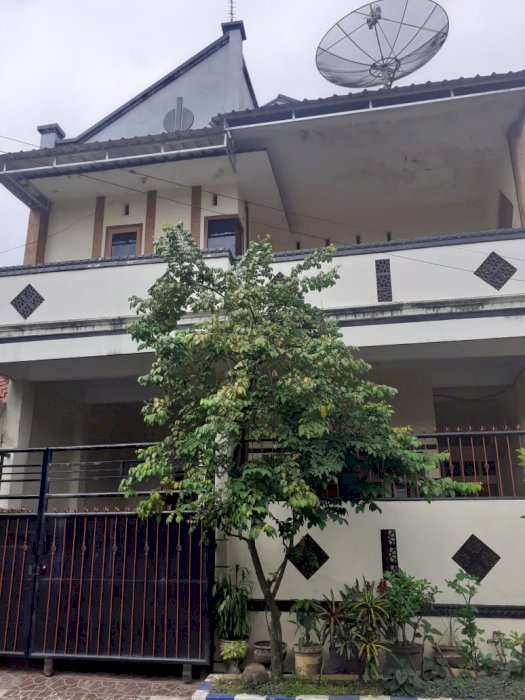 Hunian Minimalis Terawat 2 Lantai Di Perum Titan Asri Kota Malang