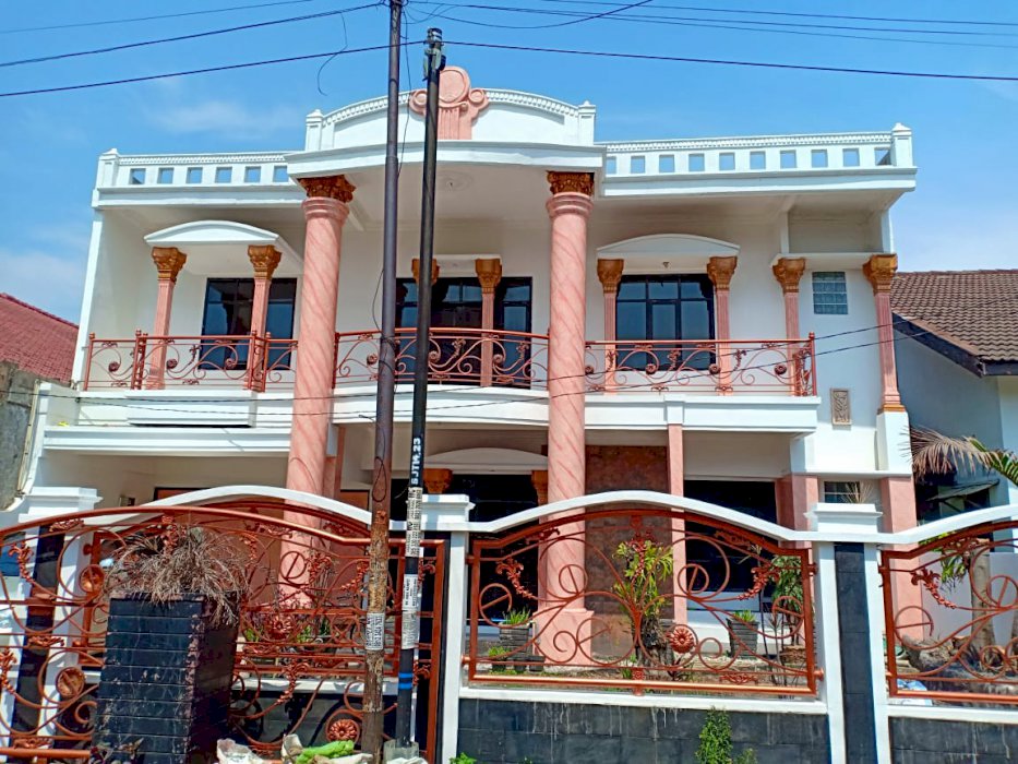 DIJUAL HUNIAN RUMAH MEWAH DITENGAH KOTA BANDUNG