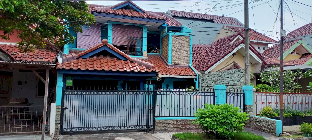 Dijual Cepat Rumah sangat terawat Griya Bintara Indah