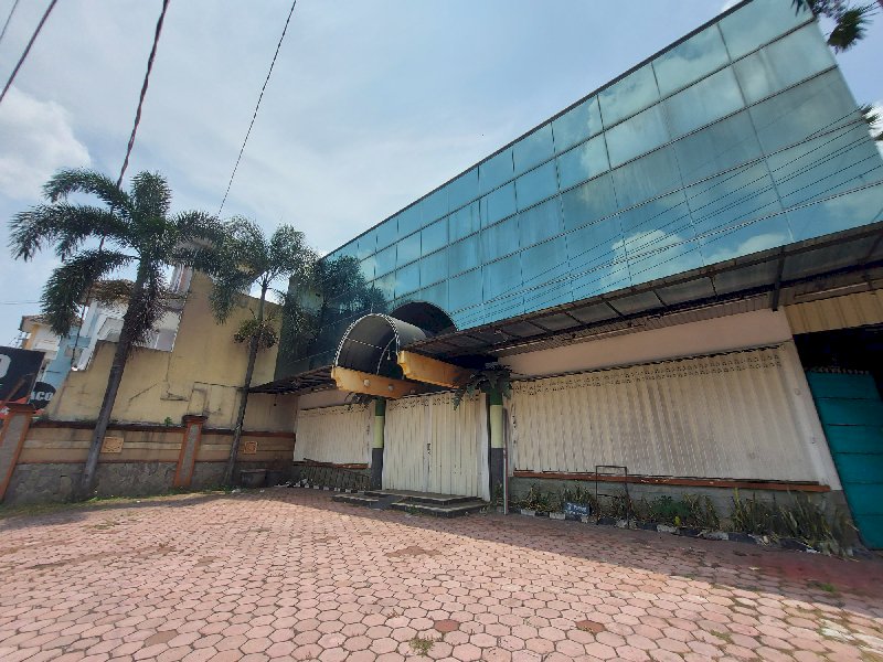 Ruko Jumbo di poros bisnis Borobudur SuHat Malang