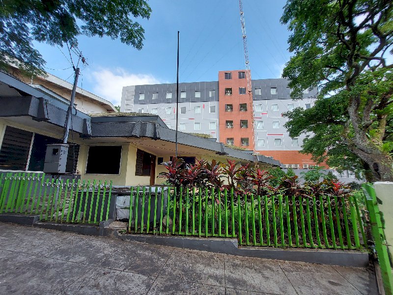 Gudang dijual hitung tanah di poros Tlogomas Malang