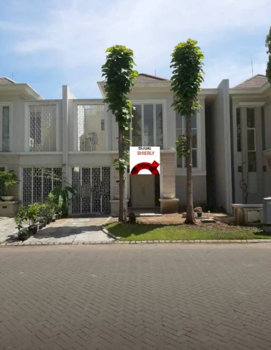 Rumah Long Beach Pakuwon City Surabaya Timur