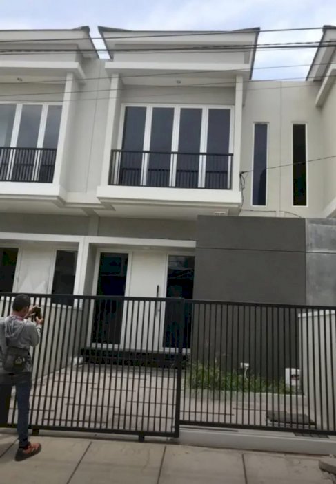 Rumah Murah Baru Lebak Arum Regency Surabaya Timur