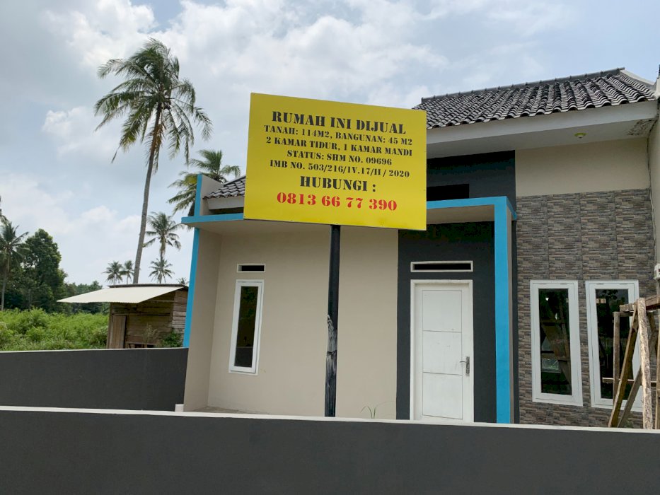 Rumah minimalis siap huni, lokasi strategis, kondisi baru, SHM, IMB
