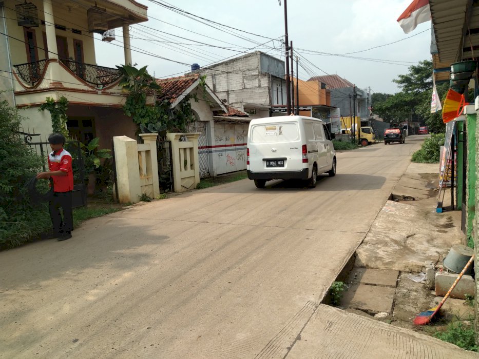 Rumah Luas Pinggir Jalan Besar, bisa Bangun Ruko,Bedahan Depok
