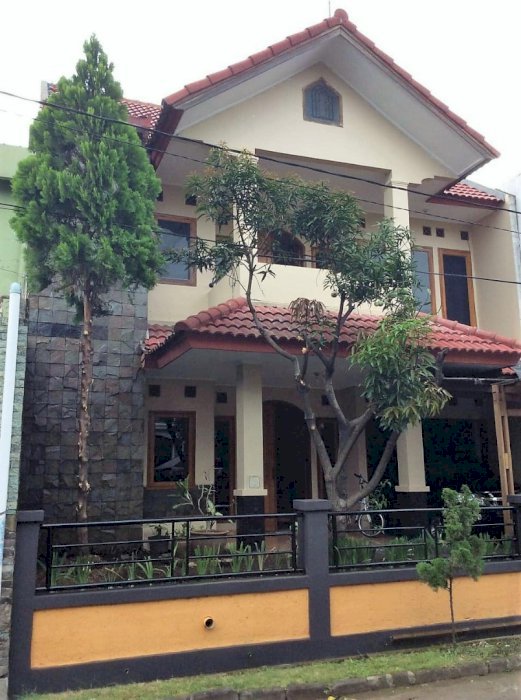 Di jual cepat rumah di antapani lt 162 lb 250 harga 1,45m nego