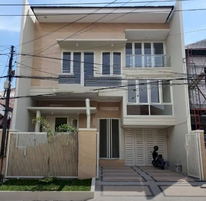 Rumah Sutorejo Prima Surabaya Timur
