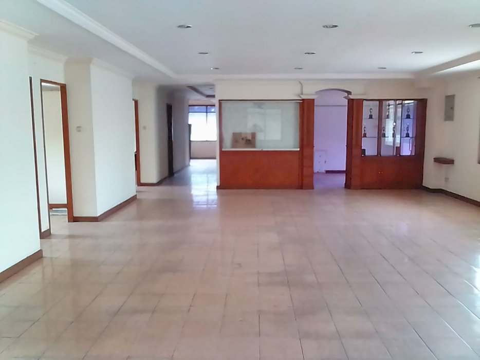 Disewakan ruang kantor strategis di Pluit Raya