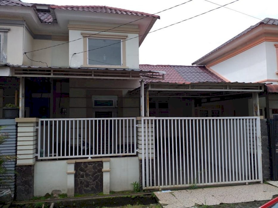 Dijual Rumah di pasar 2 ringroad Komp. Permata Asri
