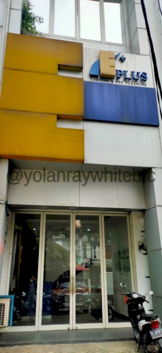 Ruko Tiga Lantai dan Strategis @Bintaro Utama