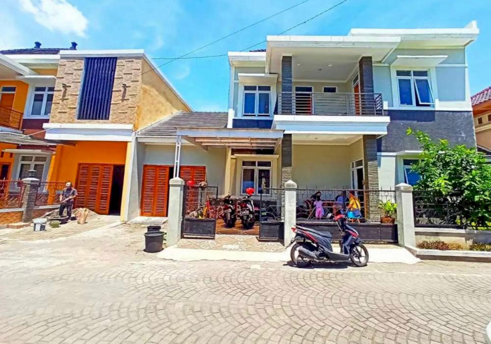 DI JUAL RUMAH DALAM PERUMAHAN JLN TAJEM MAGUWOHARJO
