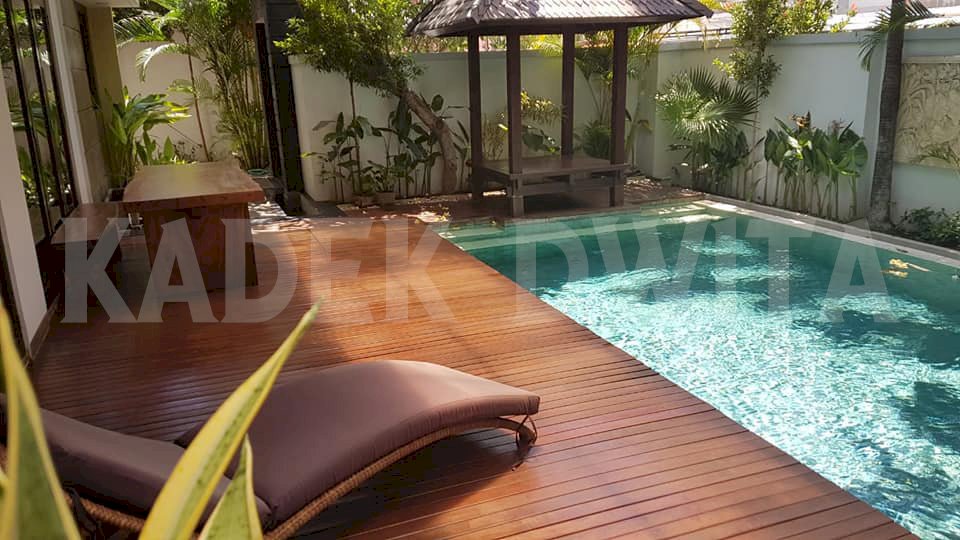 Rumah villa jalan sunset road dekat Imam Bonjol kuta