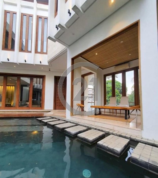 BRAND NEW HOUSE TROPICAL MODERN PONDOK INDAH Jakarta Selatan (EM)