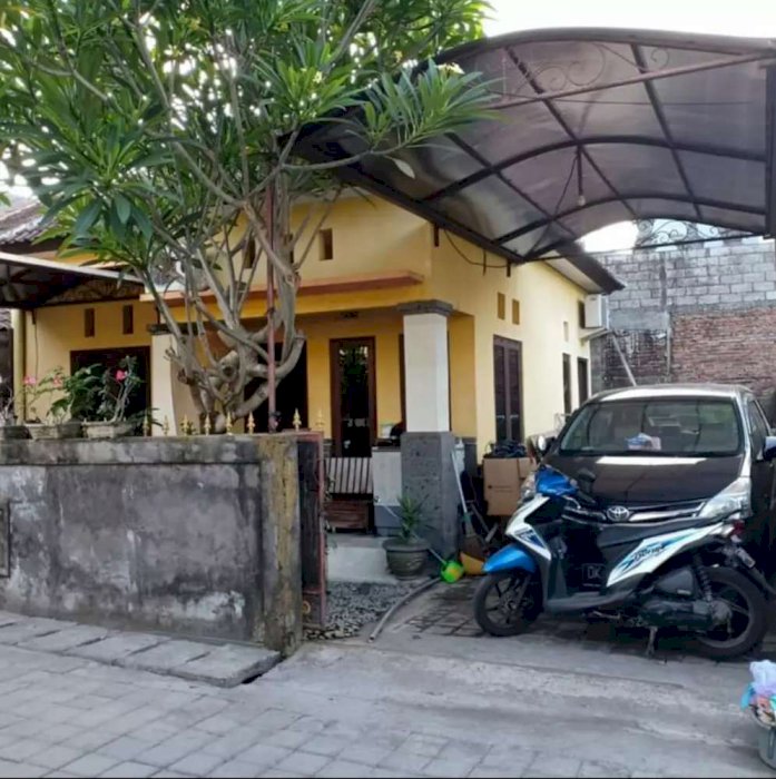 Rumah murah lantai 1 di jl ayani utara