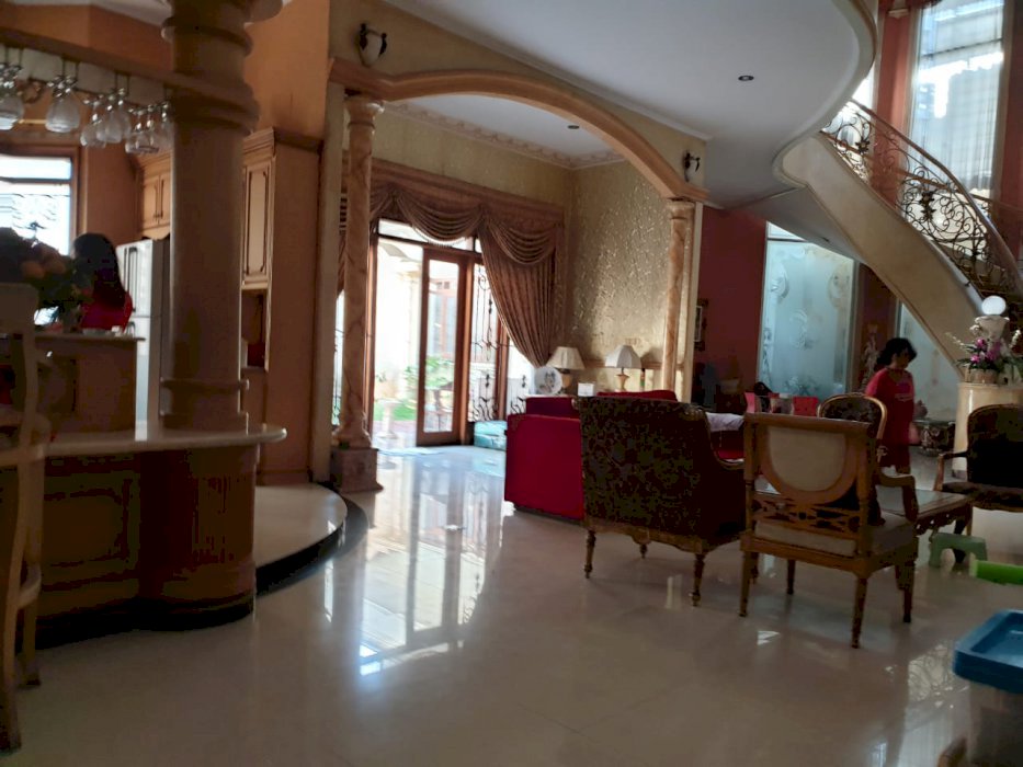 Lelang Rumah Kredit Bank Macet