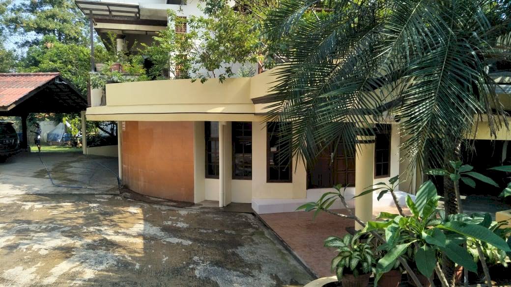 RUMAH DIJUAL LT 1860M2 Rp.12M (nego) Kp.Rambutan