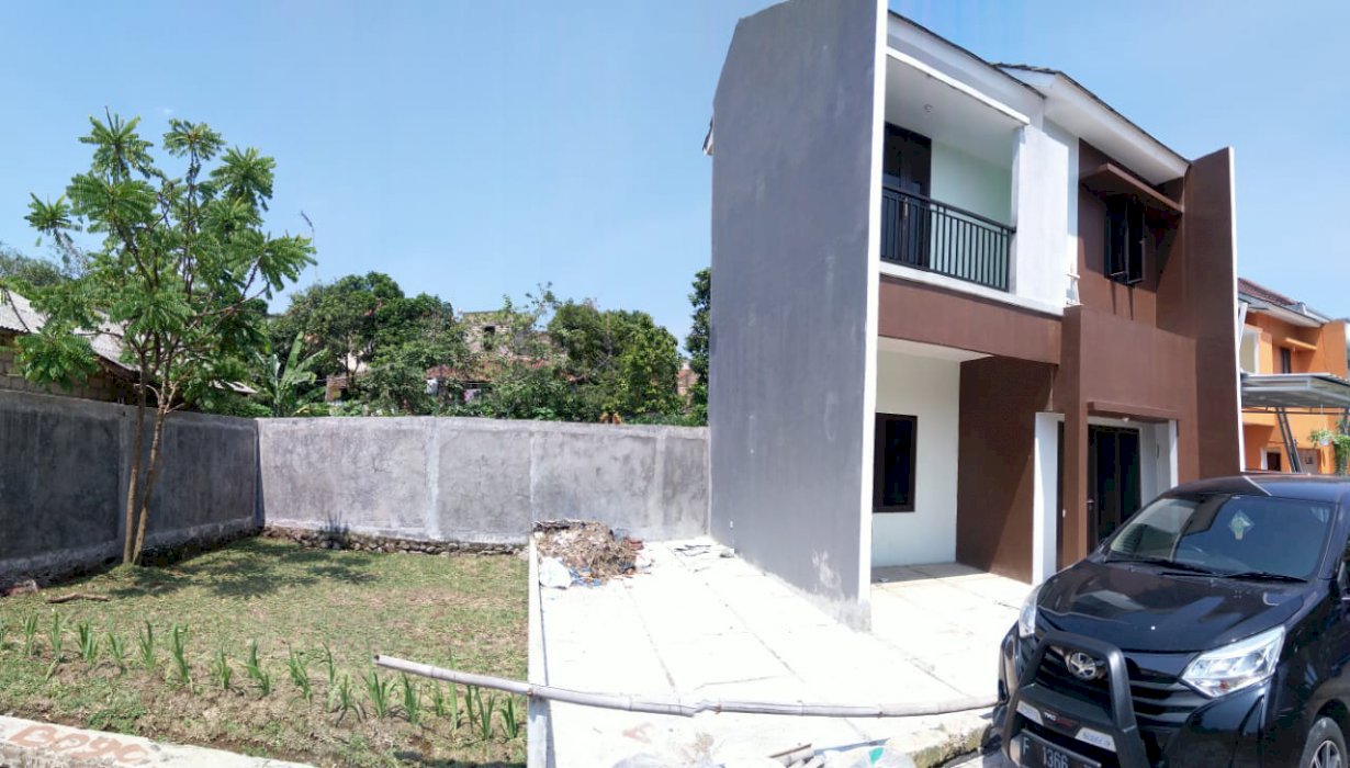 Rumah Komplek Mina Bhakti  Di Kota Bogor Luas 107 m2, Carport 2 Mobil