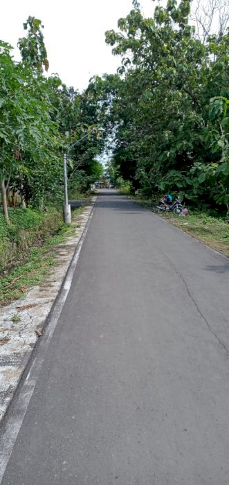 Tanah di area wisata waduk cengklik
