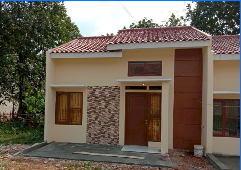 Rumah selangkah ke Stasiun Depok Lama