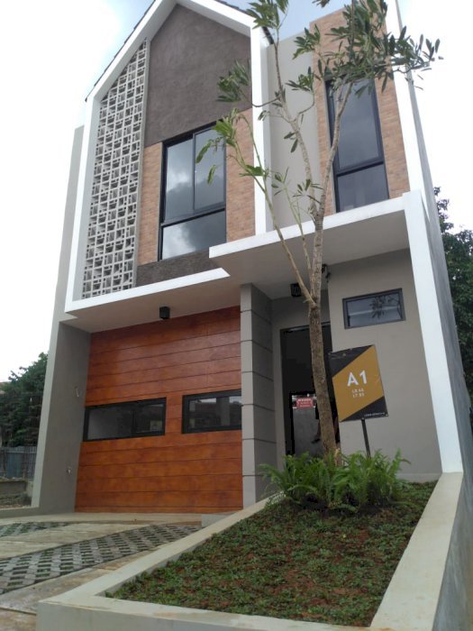 Rumah 2 Lantai Dekat Pintu Tol Cimanggis Depok