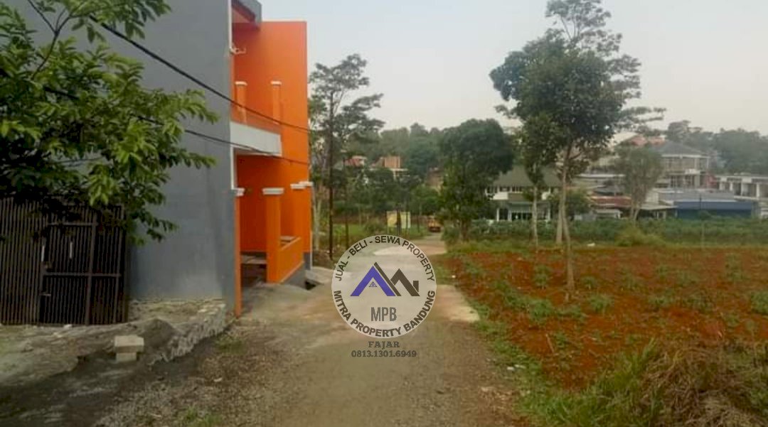 Tanah matang di fikom unpad cileunyi Bandung
