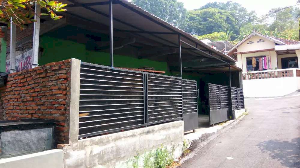 Rumah hook 50m dri jln Tegalsari Rya,Sriwijaya,strtegs,dkt simpanglima