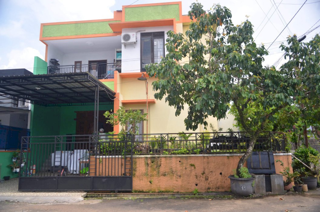 Rumah 2 lantai di purwokerto utara