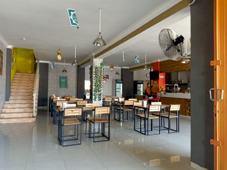 Kos 4 Lantai & Cafe Di Daerah Cengger Ayam Suhat Kota Malang