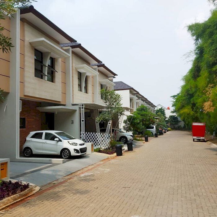 Rumah Siap Huni di BSD