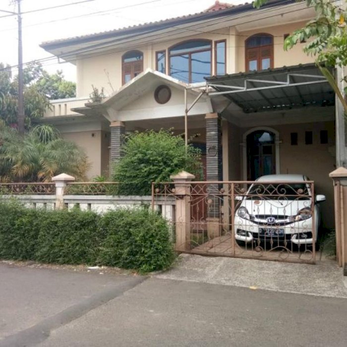 Rumah 2 lt di Komplek Sauyunan Cibaduyut Lama lokasi strategis