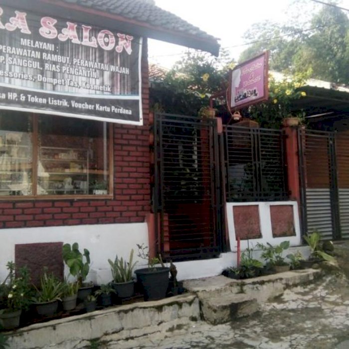 Dijual rumah beserta isinya di Margahurip Indah, cuma 380jt