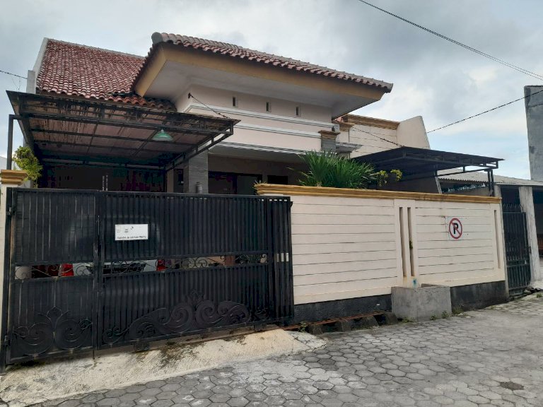 RUMAH GAJAH TIMUR GAYAMSARI KOTA SEMARANG