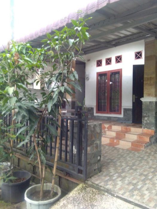 Rumah Komp. Muslim Alamanda Jl. Bunga Raya