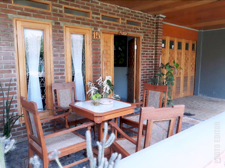 Jual rumah antik adem asri