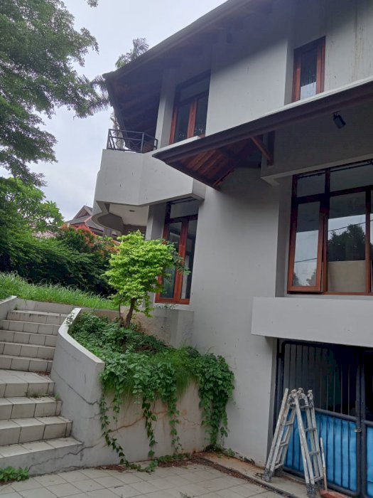Rumah Elite Luas Pondok Indah Metro Alam