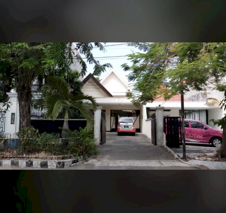 Rumah tengah kota lokasi strategis