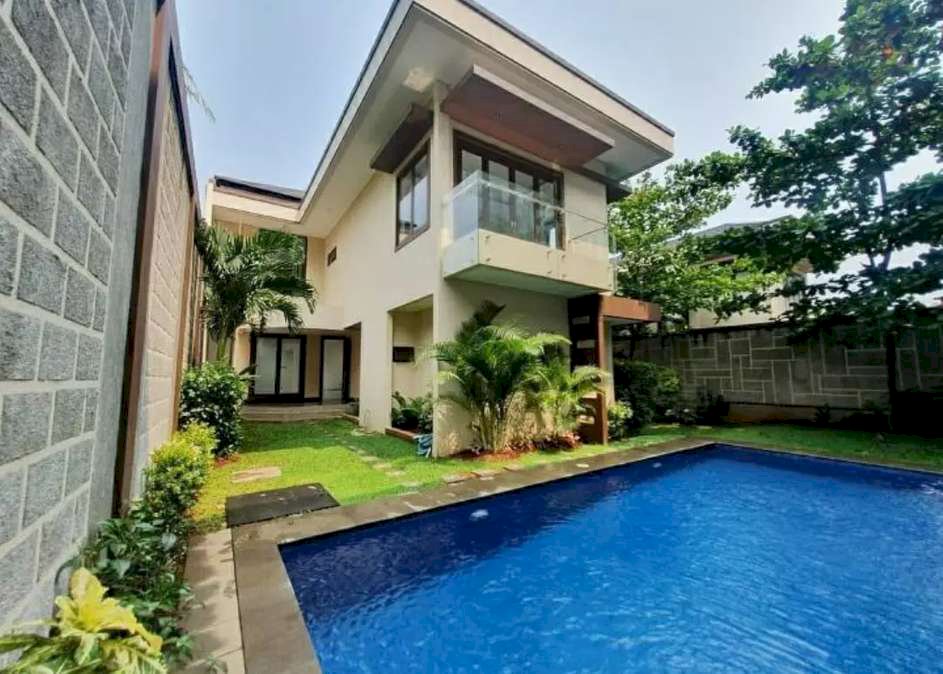 DIJUAL RUMAH MEWAH RAGUNAN JAKSEL