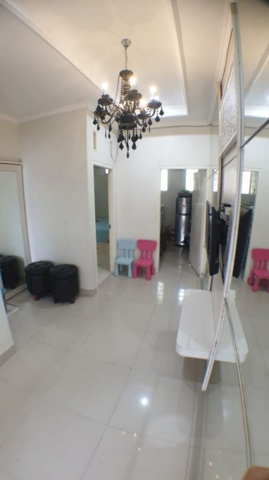 Rumah siap huni di lubang buaya Jakarta,