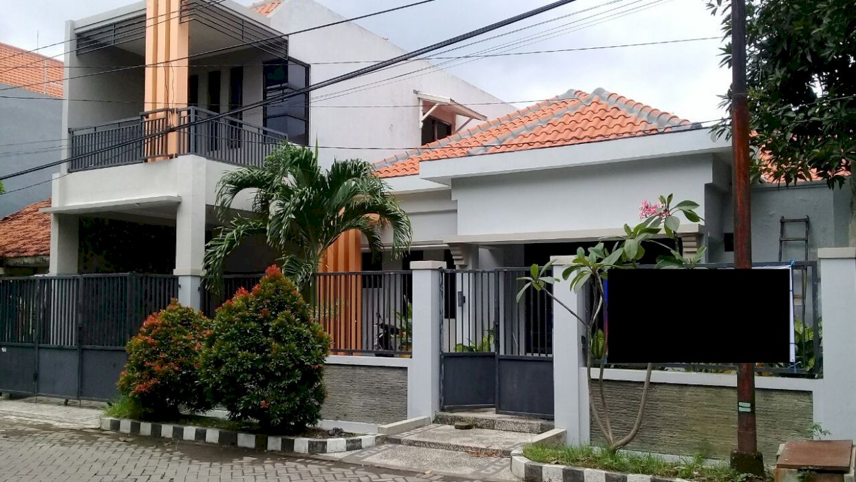 Di jual rumah Medokan asri barat blok RL 5 L nomer 23