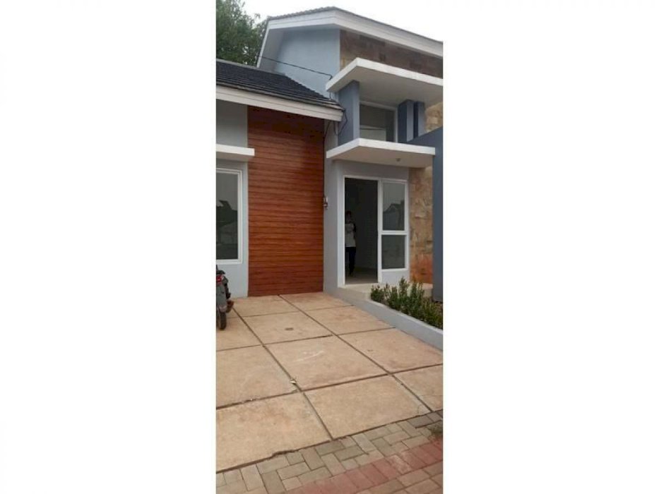 Graha Aquila Rumah di Selatan Serpong dengan Fasilitas,