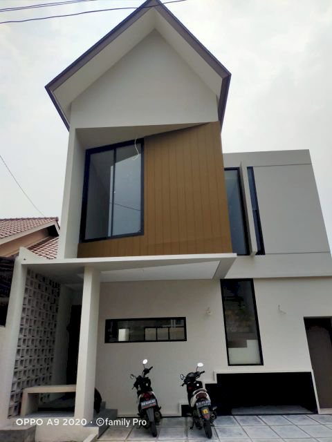 Brandnew house dalam komplek di Kreo Selatan Larangan Tangerang.