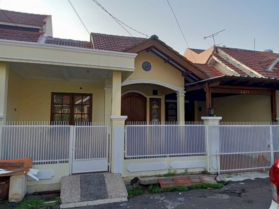 Rumah Nyaman Di Perum Dukuh Zamrud