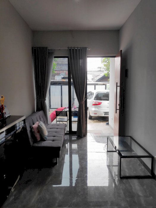 Turun harga .......Rumah Tengah kota bebas Banjir, Murah...