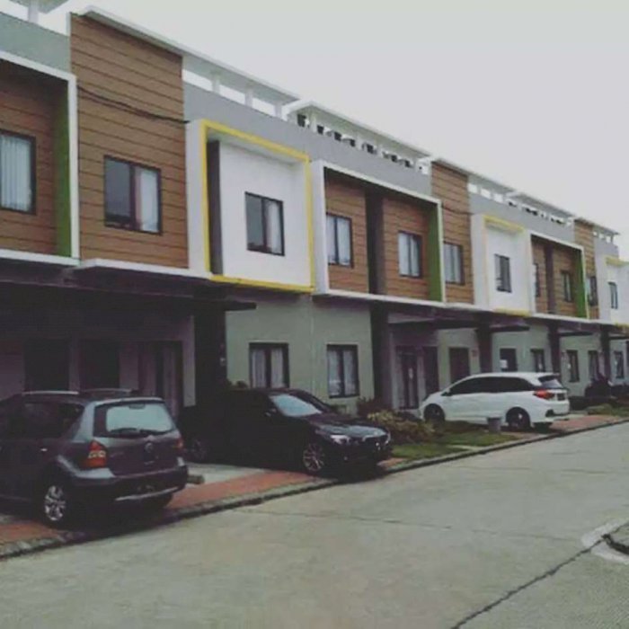 Rumah Kost 10 KT Galuh Mas Karawang
