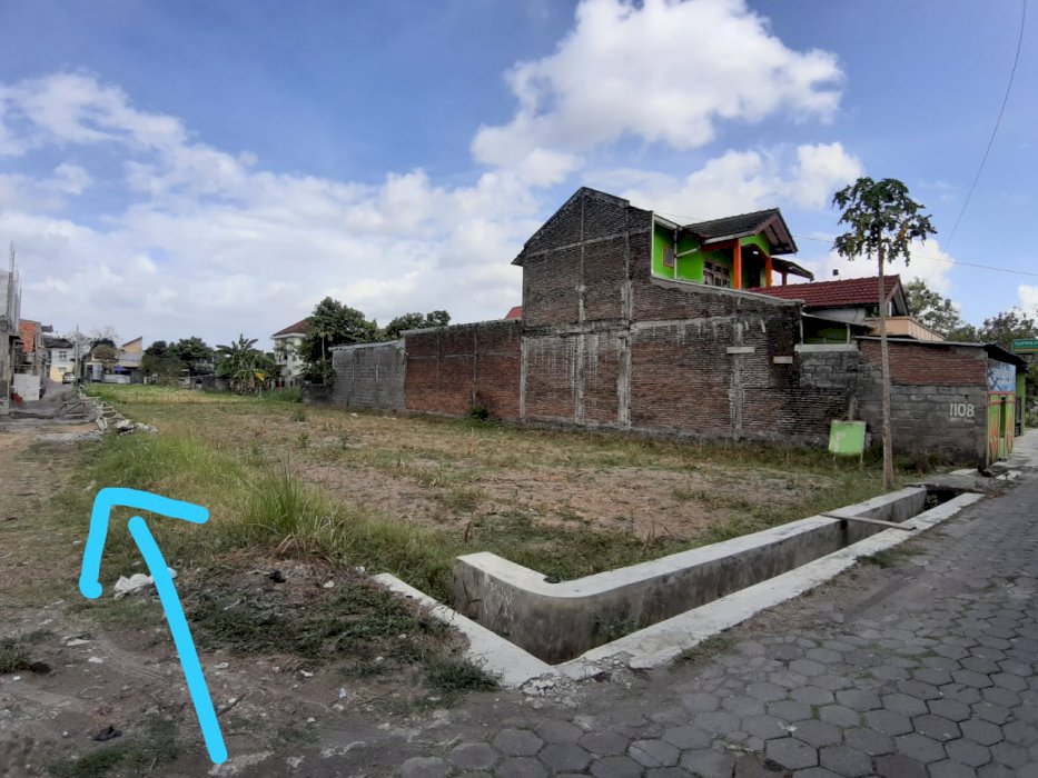 DI.JUAL PEKARANGAN PALING MURAH,BELAKANG POLDA DIY.CONDONGCATUR DEPOK SLEMAN