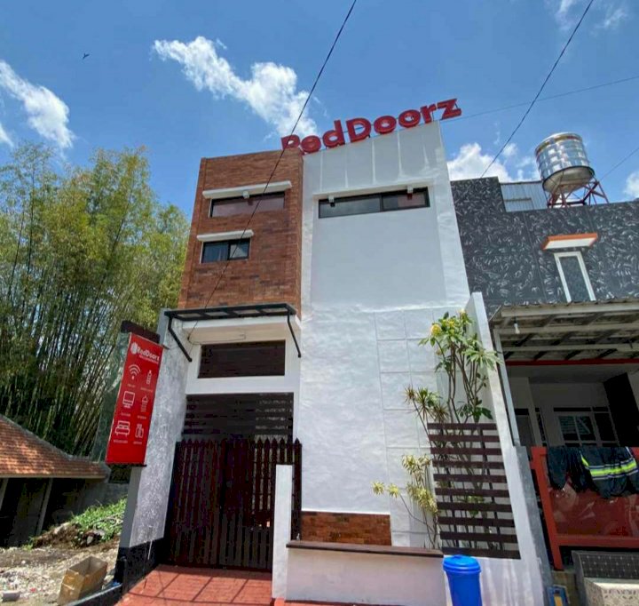 Kost Dekat Kampus Brawijaya Di Jalan Saxofone Kota Malang