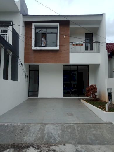 Brandnew house desain minimalis di Graha Raya Bintaro, Pd. Aren Tangsel.