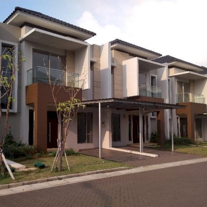 rumah  golf island pik pantai indah kapuk Jakarta Utara